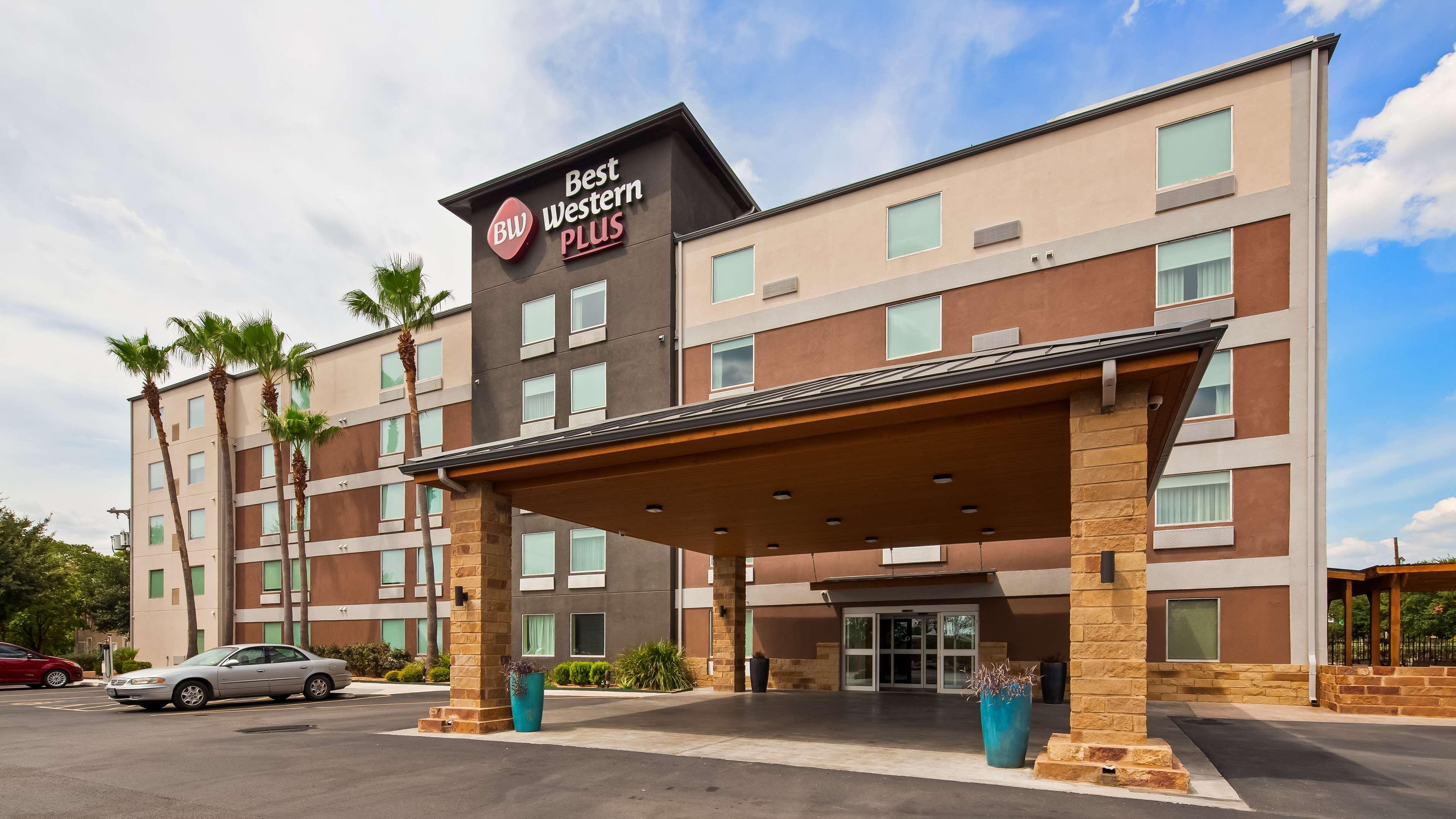 Best Western Plus Madison-Huntsville Hotel Екстериор снимка