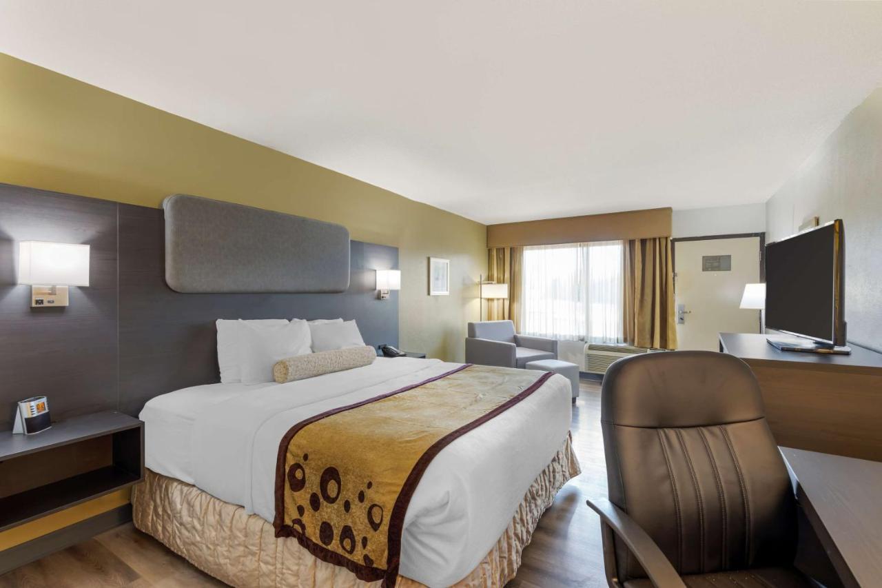 Best Western Plus Madison-Huntsville Hotel Екстериор снимка